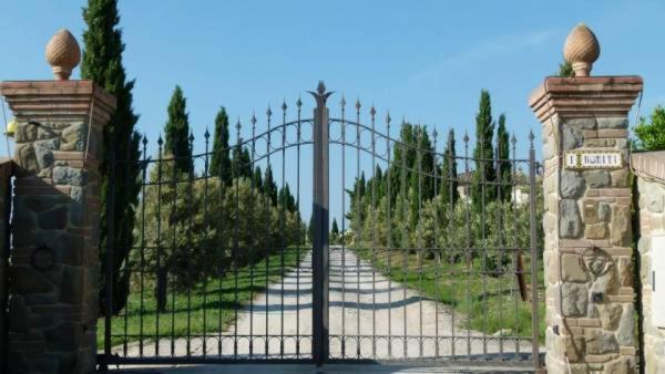 Agriturismo I Romiti Кастильоне-дель-Лаго Экстерьер фото